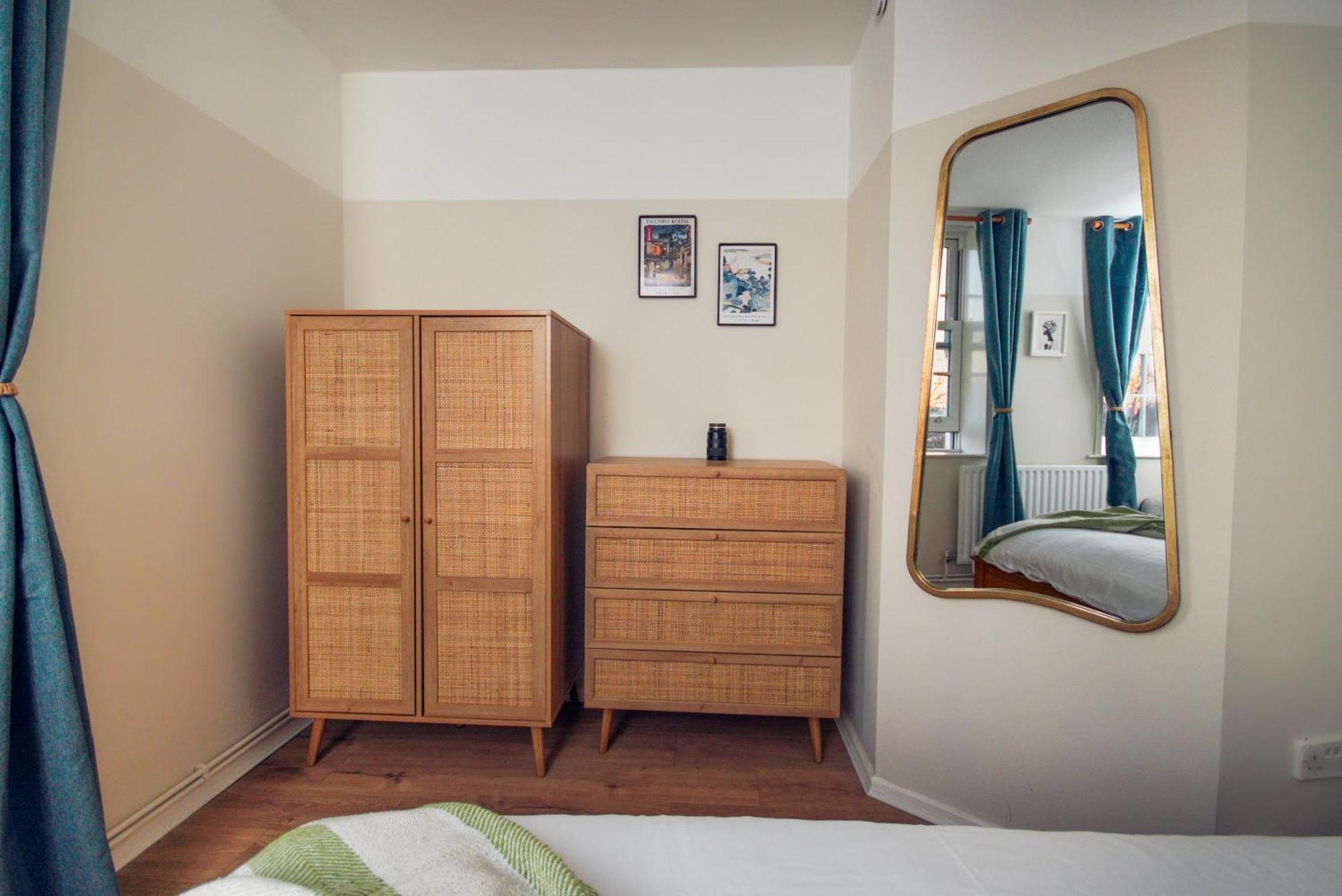 Stylish 1 Bedroom In The Heart Of Angel Appartamento